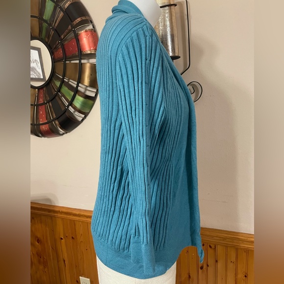 St. John Shawl neck Cardigan - Picture 5 of 9